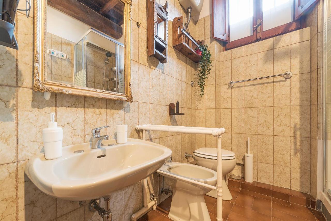 Montecitorio & Pantheon Stylish Flat Apartment Rome Exterior photo
